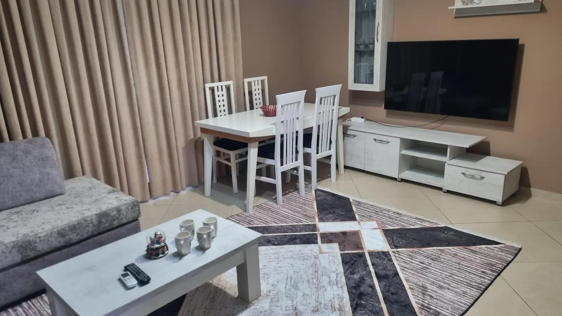 Apartamento Easy Escape Gjirokastër